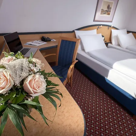 Dorint Airport-Hotel Berlin-Tegel-2